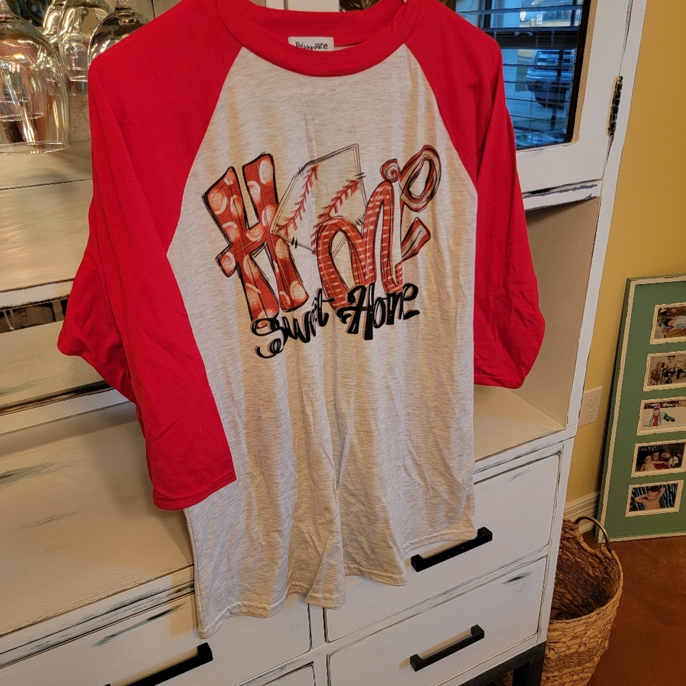 Prissy Jane 3/4 sleeve red/gray t-shirt,  size M, ♥ baseball ⚾️